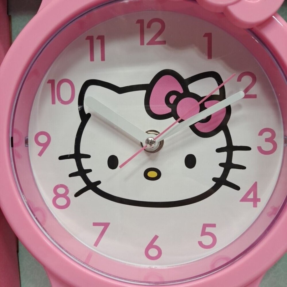 Sanrio Hello Kitty Accutime Table Top Clock Pink Battery Powered NIB - Picture 2 of 5